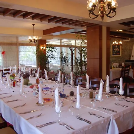 ホテル Restaurant Dreri 4*