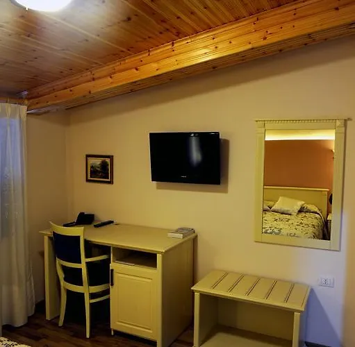 ホテル Restaurant Dreri ティラナ