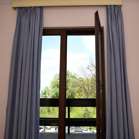 Hotel Restaurant Dreri Tirana