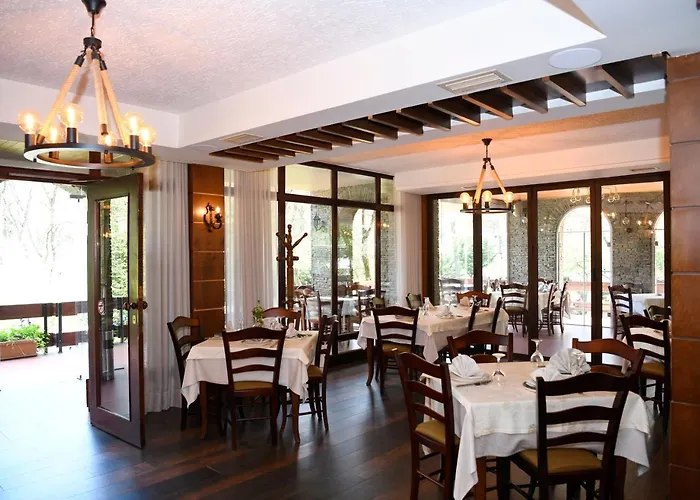 Restaurant Dreri מלון טיראנה